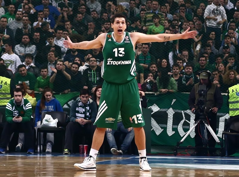 Ο Ιταλός με το… 3D τατουάζ στο Onsports: «Προσκυνάω τον Διαμαντίδη!» (photos+video)