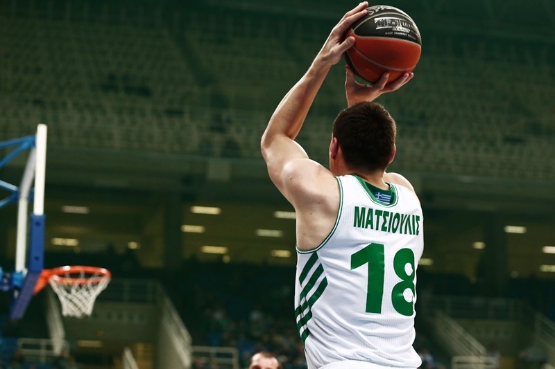Πάτησε… γκάζι και παίρνει σειρά ο Ολυμπιακός (photos)