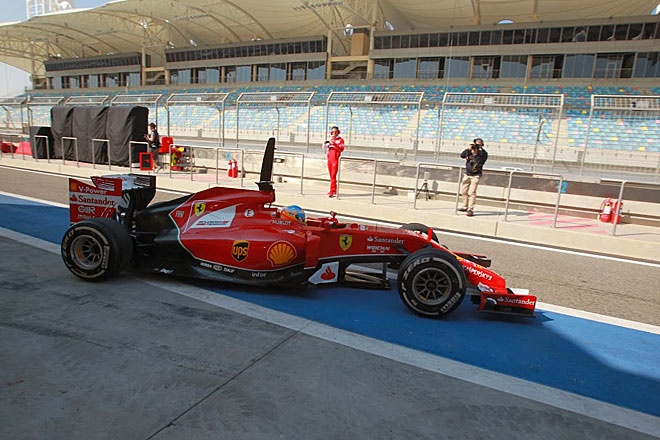 Φόρμουλα 1: Τα τεστ στο Μπαχρέιν (photos)