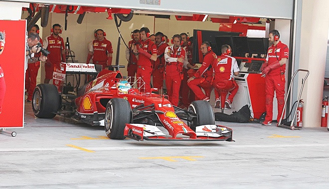 Φόρμουλα 1: Τα τεστ στο Μπαχρέιν (photos)