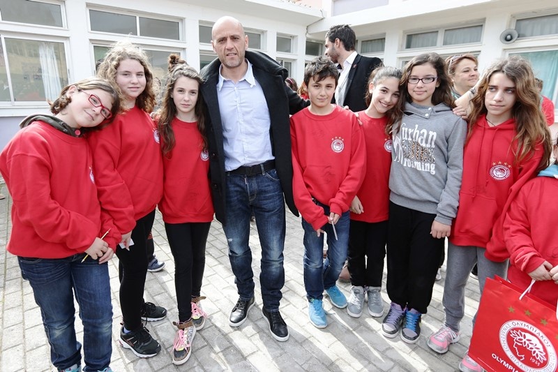 Ολυμπιακός: Θερμή υποδοχή στην Κεφαλονιά (photos)