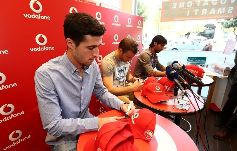 Ολυμπιακός: Σύνθημα νίκης από Μαρκάνο, Αβραάμ και Τσόρι (photos)