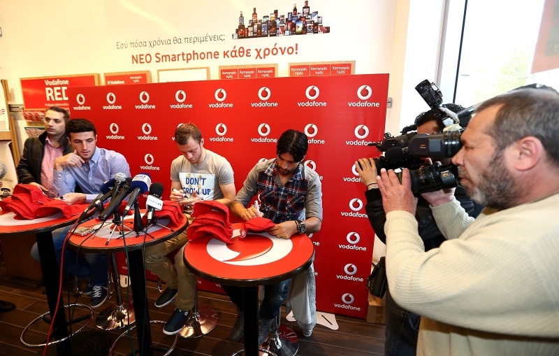 Ολυμπιακός: Σύνθημα νίκης από Μαρκάνο, Αβραάμ και Τσόρι (photos)