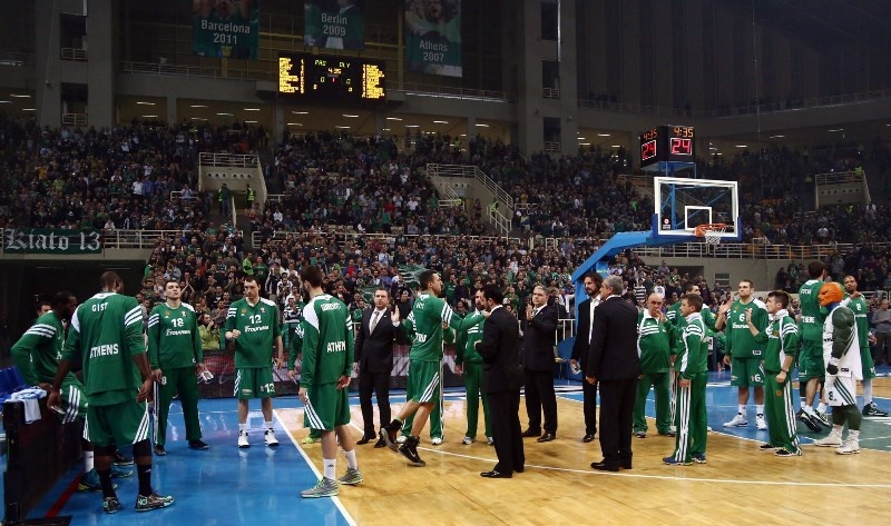 Παναθηναϊκός – Ολυμπιακός: Τα... αναμνηστικά Πεδουλάκη - Μπαρτζώκα (photos)