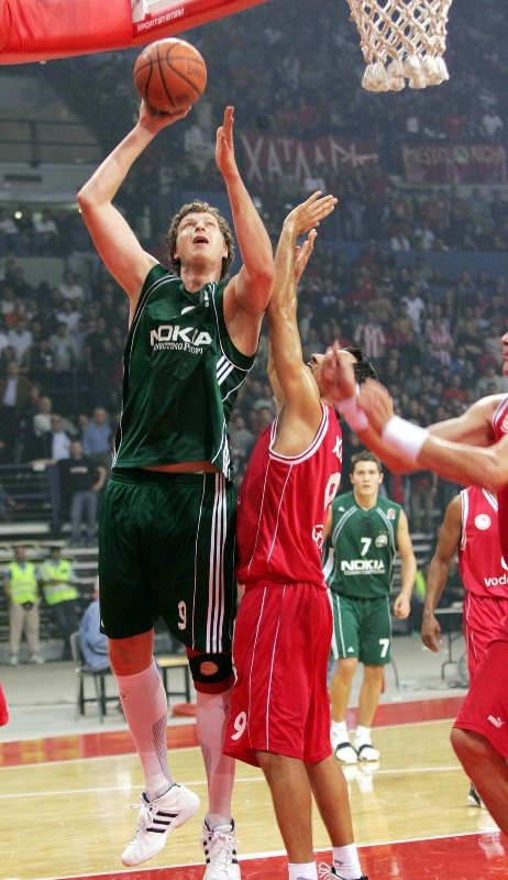 Φέμερλινγκ στο Onsports: «Αβαντάζ ο Παναθηναϊκός, ερωτηματικό ο Όντομ» (photos+videos)