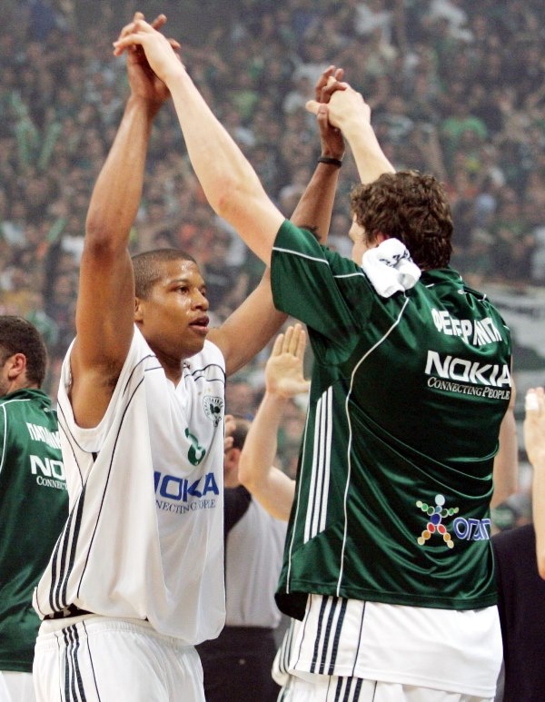 Φέμερλινγκ στο Onsports: «Αβαντάζ ο Παναθηναϊκός, ερωτηματικό ο Όντομ» (photos+videos)