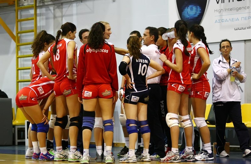 Ολυμπιακός: Δεινοπάθησαν για το... 3-0 οι «ερυθρόλευκες» (photos)