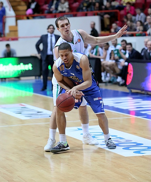 Ούνιξ Καζάν: «Έλαμψε» το ελληνικό τρίο (photos)