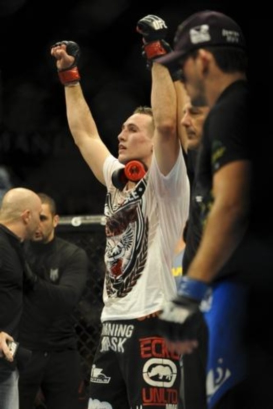 UFC 170: Αφεντικό στο Λας Βέγκας η Rousey (GIFs)