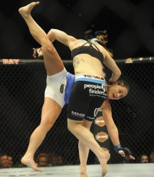 UFC 170: Αφεντικό στο Λας Βέγκας η Rousey (GIFs)
