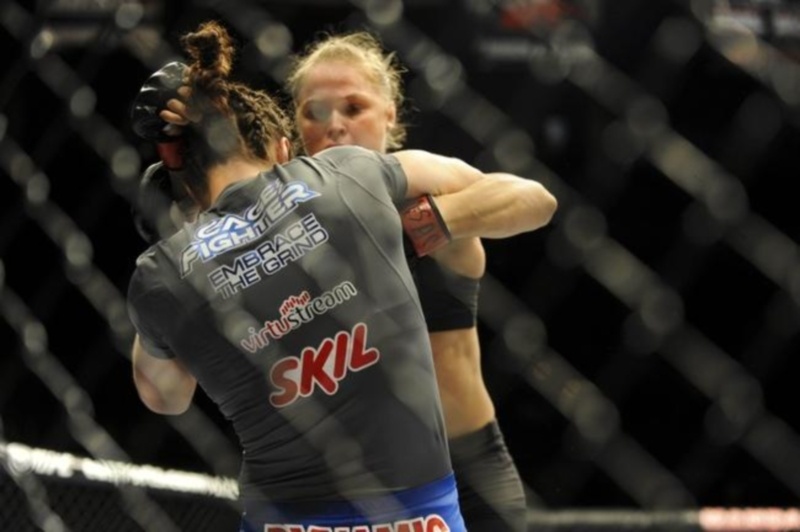 UFC 170: Αφεντικό στο Λας Βέγκας η Rousey (GIFs)