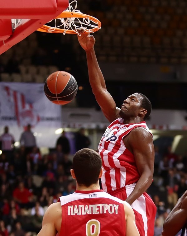 Ντάνστον: «Γυρίσαμε σωστά την μπάλα» (photos)