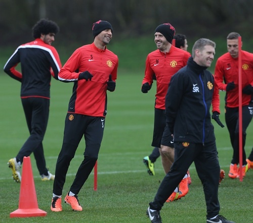 Μάντσεστερ Γιουνάιτεντ: Πέταξε με... προπόνηση για Ελλάδα (photos+video)