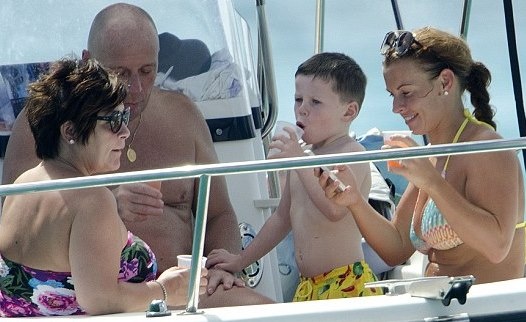 Γουέιν Ρούνεϊ: Ξεσαλώνει στα Μπαρμπέιντος η γυναίκα του! (photos+videos)