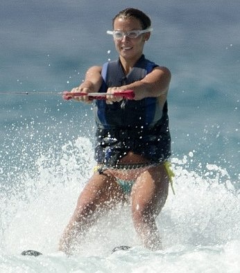 Γουέιν Ρούνεϊ: Ξεσαλώνει στα Μπαρμπέιντος η γυναίκα του! (photos+videos)