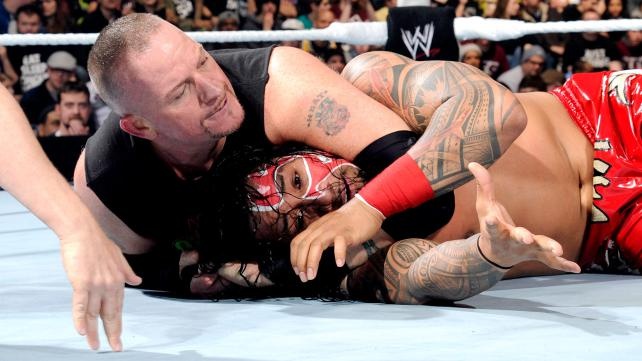 Elimination Chamber: Δεν άντεξε ο… Kane (video+photos)