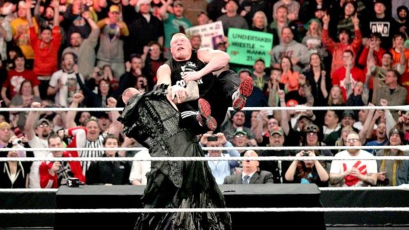 Raw Supershow: Hogan παρουσιαστής και Undertaker εκτελεστής (photos+videos)
