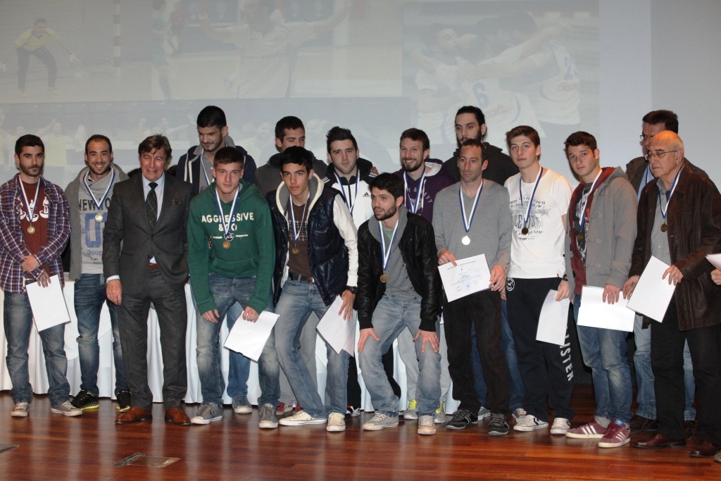 Δούκας: Μετά βραβεύσεων η κοπή της πίτας (photos)