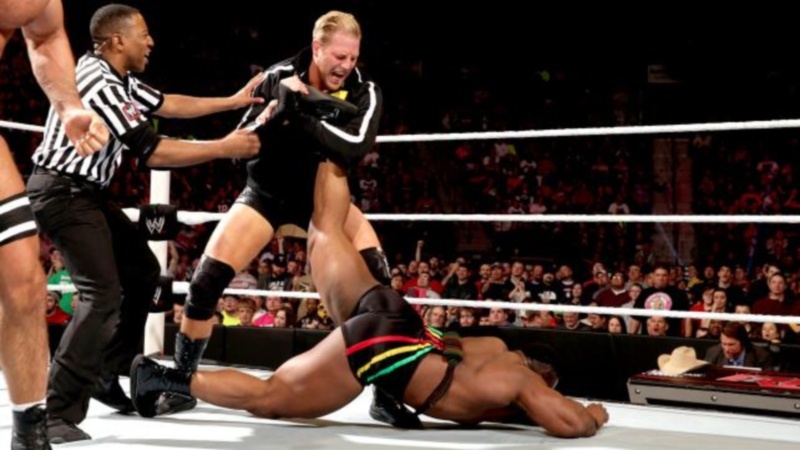 Raw Supershow: Hogan παρουσιαστής και Undertaker εκτελεστής (photos+videos)