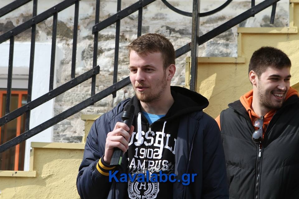 Καβάλα: Διπλό με τους μαθητές (photos)