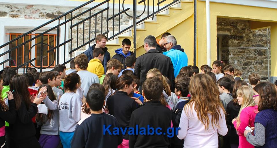 Καβάλα: Διπλό με τους μαθητές (photos)