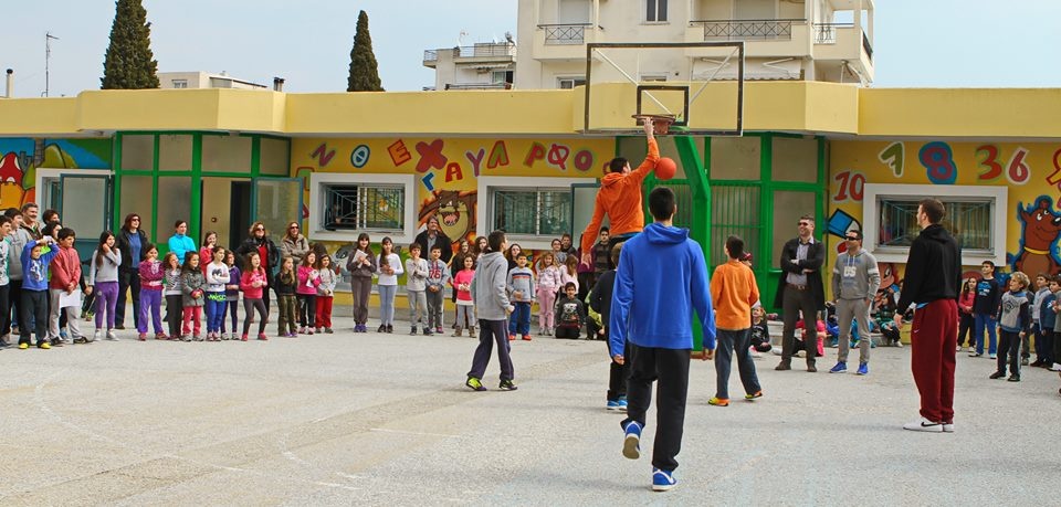 Καβάλα: Διπλό με τους μαθητές (photos)
