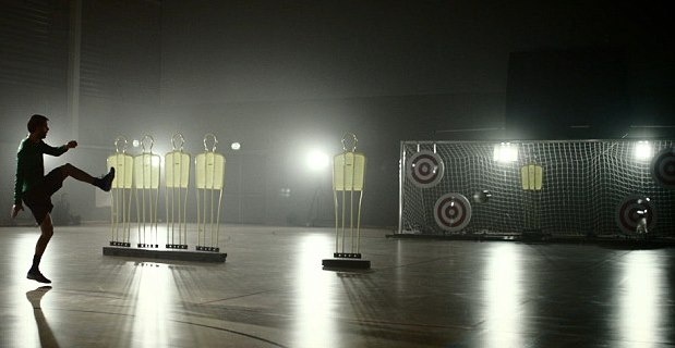 Ρουντ φαν Νίστελροϊ: «Σκίζει» τα δίχτυα και στο σκοτάδι! (photos+video)