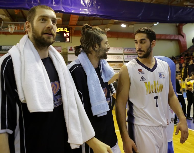 Ρέθυμνο: «Καθάρισε» τον Πανελευσινιακό (photos)
