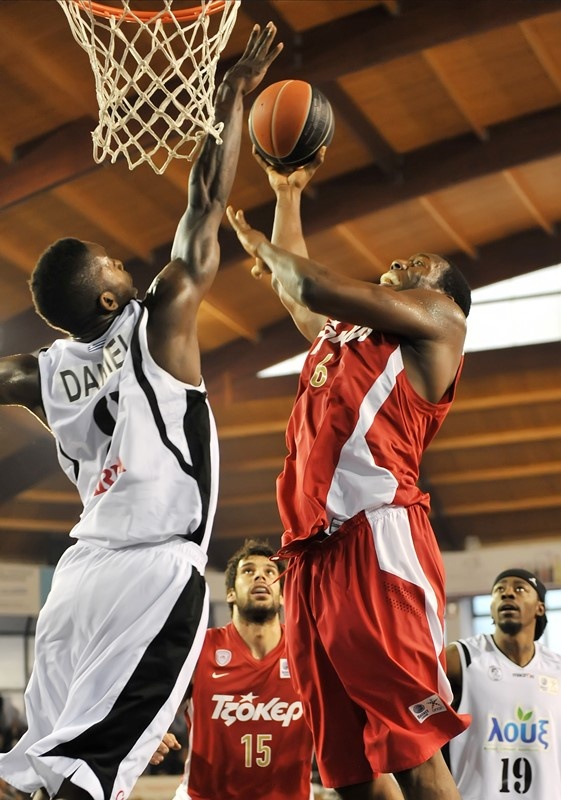 Basket League ΟΠΑΠ: Έπαιξε όσο χρειάστηκε ο Ολυμπιακός στην Πάτρα (photos)