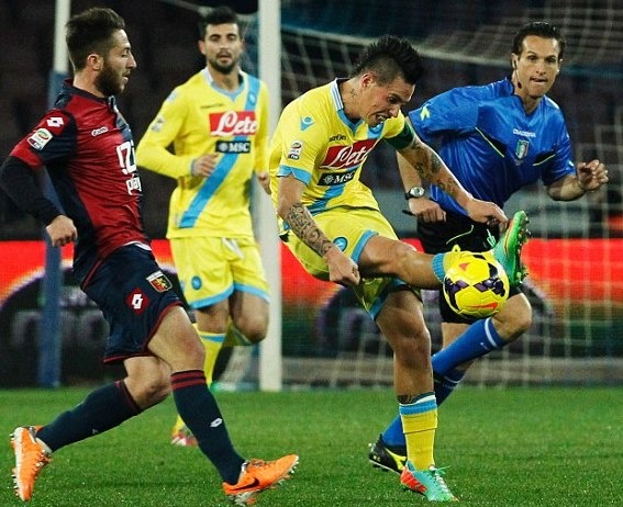 Νάπολι: Έγινε... γυναίκα ο Χάμσικ! (photos)