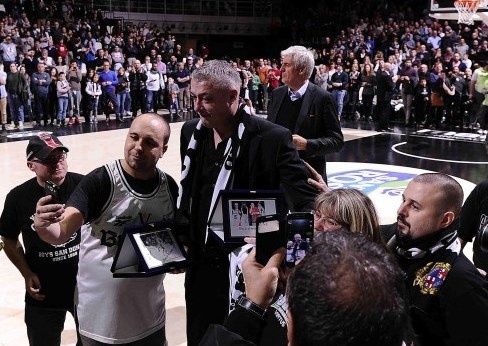 Μπολόνια: Το βίντεο - αφιέρωμα στον Ντανίλοβιτς (photos+video)