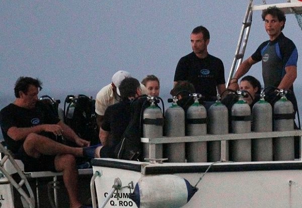 Ράφα Ναδάλ: Κανό με τη σέξι φίλη του! (photos)