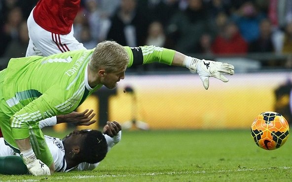 Αγγλία - Δανία: Ίδιος ο πατέρας του ο Σμάιχελ (photos+video)