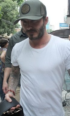 Ντέιβιντ Μπέκαμ: Μηχανόβιος με... Τζάγκουαρ στην Κίνα! (photos+video)