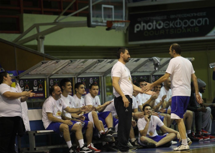 Ρέθυμνο: Φιλικό ανθρωπιάς (photos)