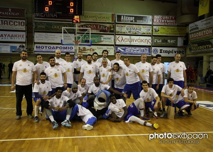 Ρέθυμνο: Φιλικό ανθρωπιάς (photos)