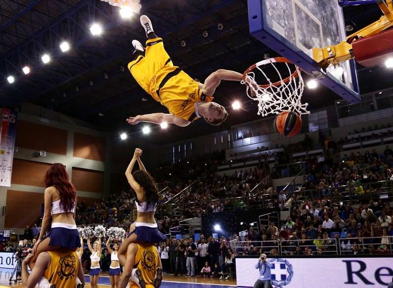 All Star Game: Οι απίστευτοι Devil Dunkers (video+photos)