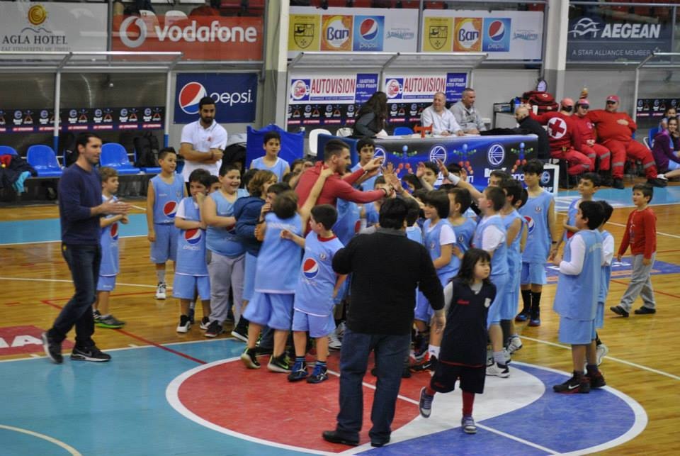 Κολοσσός Ρόδου: Μαζί με τα παιδιά (photos)
