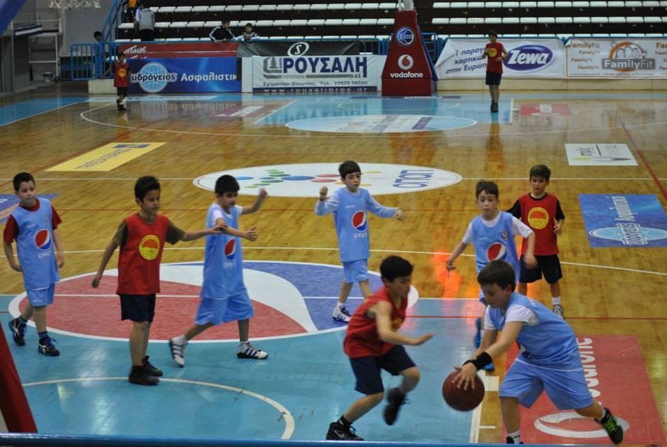 Κολοσσός Ρόδου: Μαζί με τα παιδιά (photos)