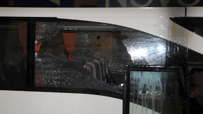 Τουρκία: Χάος και διακοπή στο Τραμπζονσπόρ-Φενέρμπαχτσε! (videos+photos)