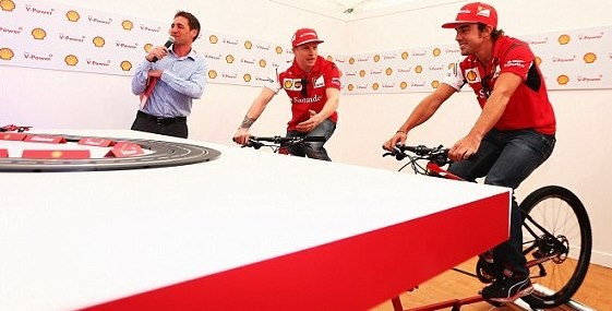 Ferrari: Ζωή... ποδήλατο για Αλόνσο και Ραϊκόνεν (photos)