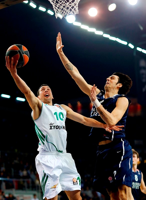 Ούκιτς: «Ακόμη ζωντανοί!» (photos)