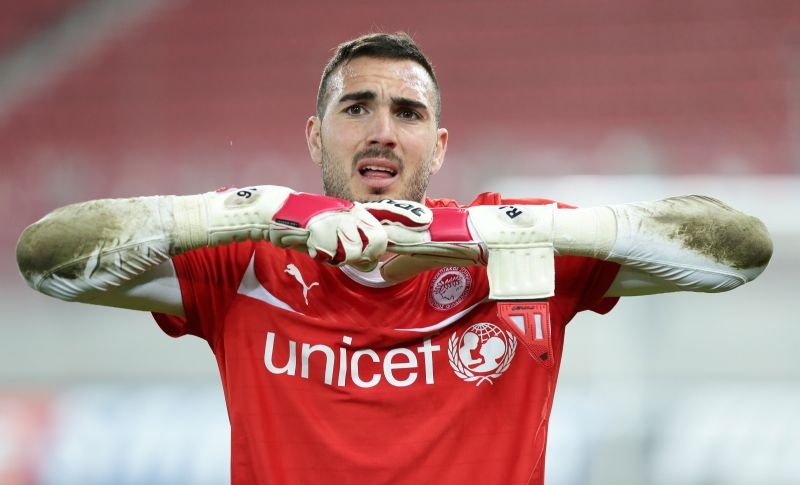 Πρωταθλητής ο Ολυμπιακός, 2-0 τον Πανθρακικό (photos)