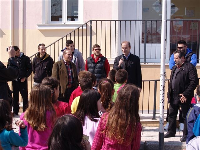 Πιερικός: Στο 2ο Δημοτικό Κατερίνης (photos)