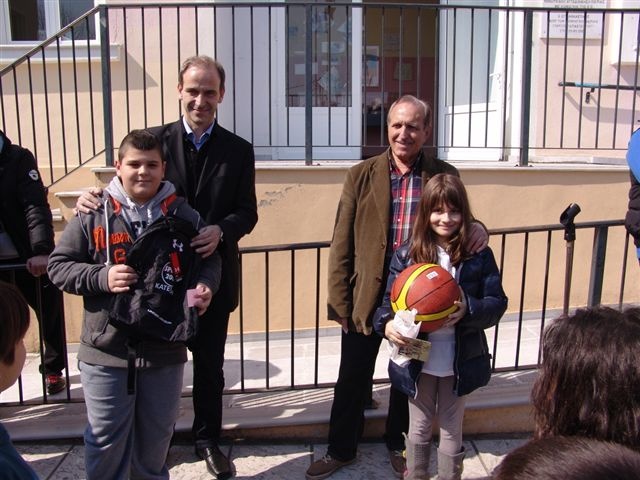 Πιερικός: Στο 2ο Δημοτικό Κατερίνης (photos)