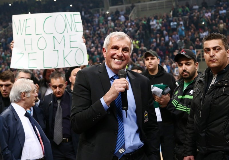 Παναθηναϊκός: Η βράβευση του Ομπράντοβιτς (photos)