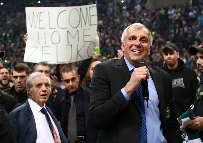 Παναθηναϊκός: Η βράβευση του Ομπράντοβιτς (photos)