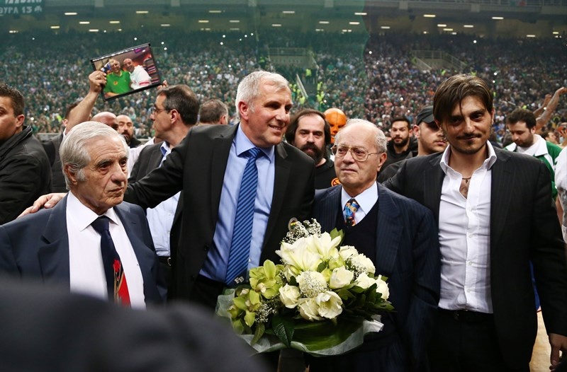 Παναθηναϊκός: Η βράβευση του Ομπράντοβιτς (photos)