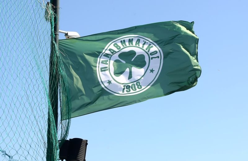 Ατζαγκούν: «Προτεραιότητα στον κόσμο μας» (photos)