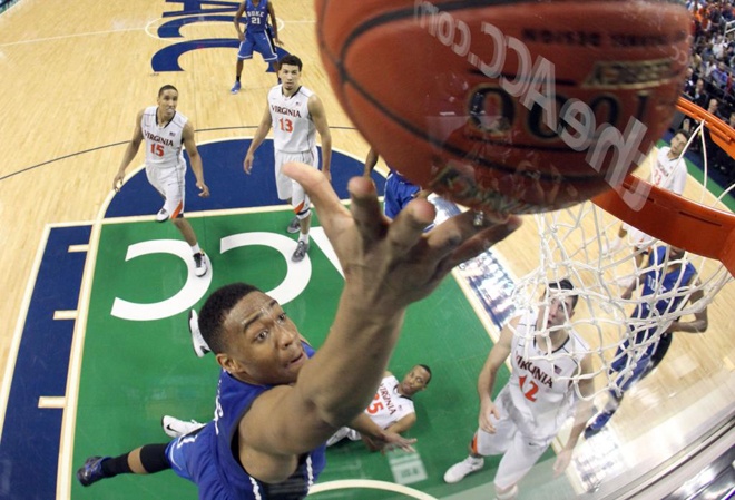 NCAA: Διάσημη πορνοστάρ του Duke προσφέρει σεξ στους παίκτες αν... (photos+video)